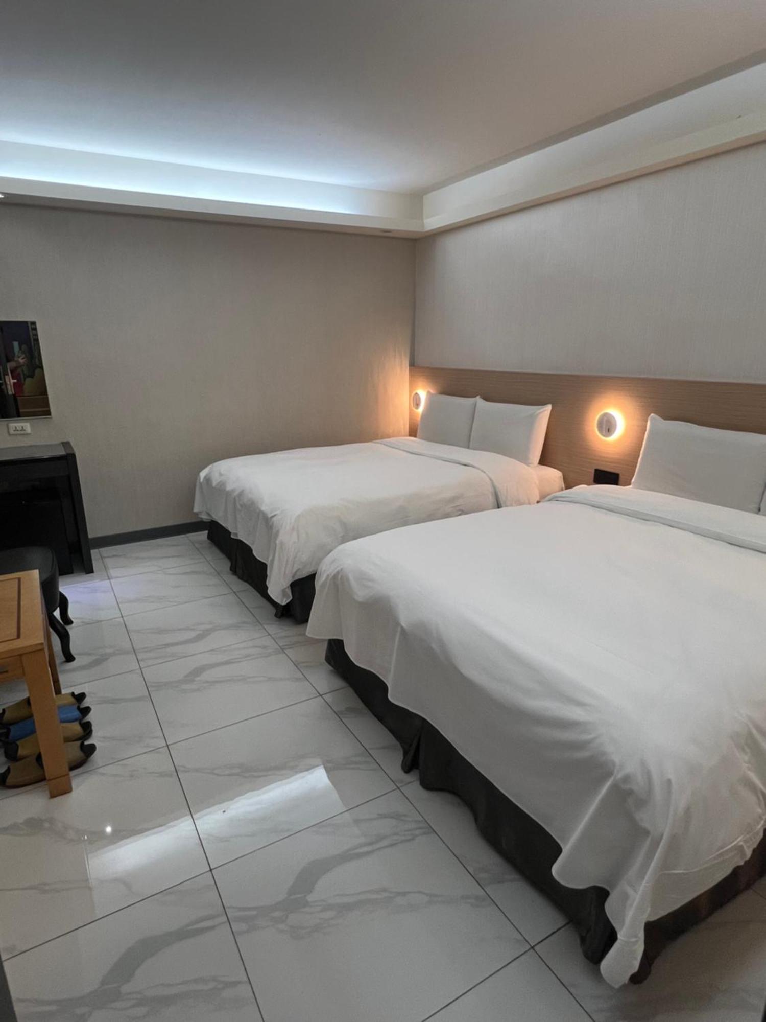 Ya Dou Hotel Taipei Esterno foto